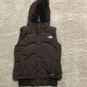 North face faux fur trimmed vest